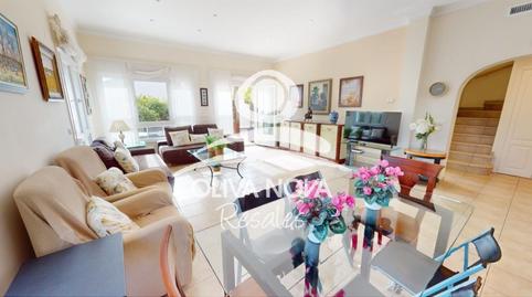 Foto 4 de Casa adosada en venda a Avenida Gaudi, Oliva Nova, Valencia