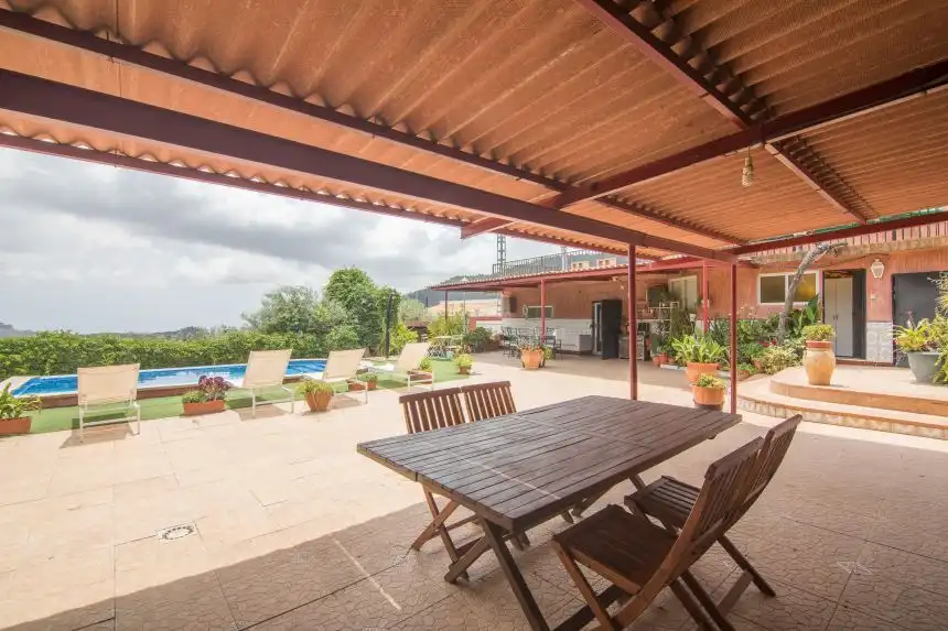 Terrassa de Casa o xalet en venda en Tibi amb Aire condicionat, Piscina i Moblat