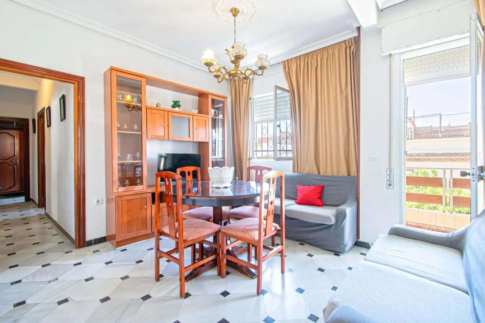 Dining room of Flat for sale in Sevilla  with Air Conditioner, Heating and Terrace