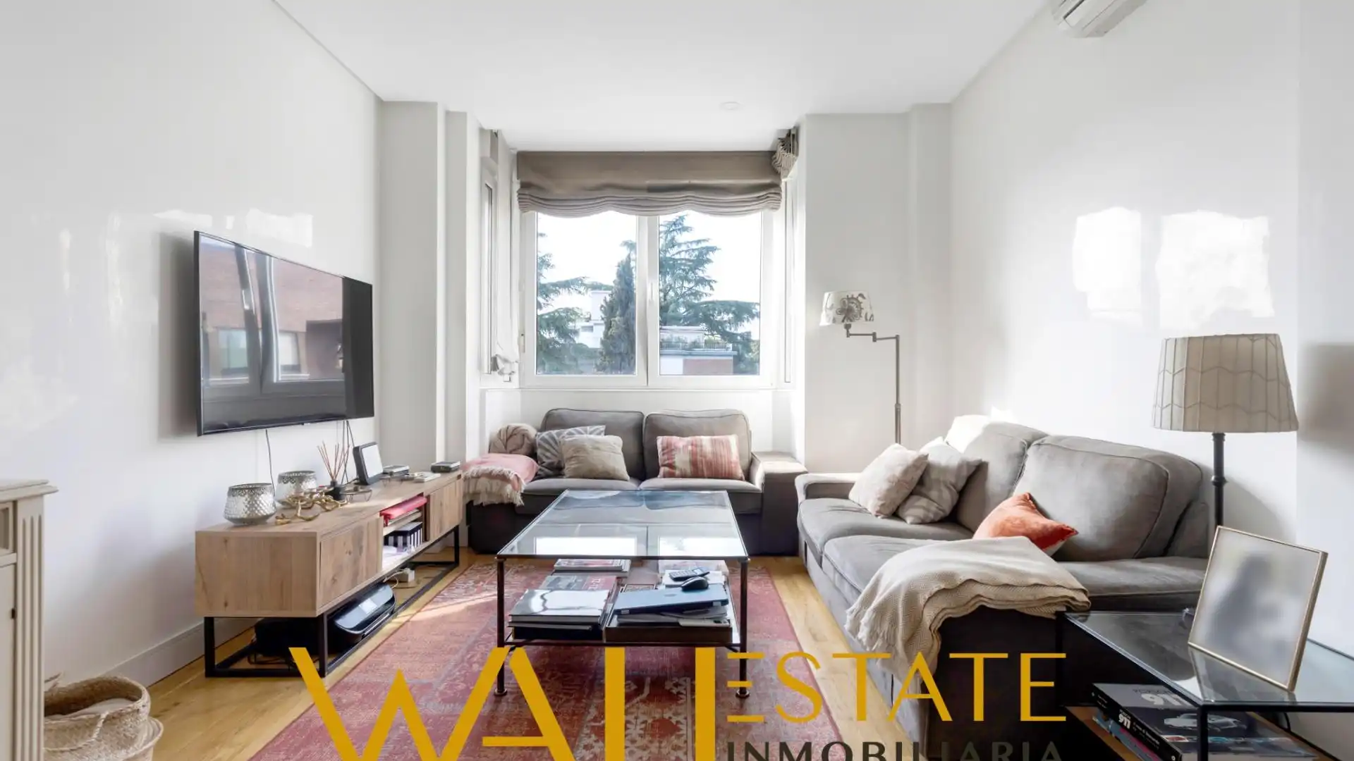 Exterior view of Flat for sale in  Madrid Capital  with Air Conditioner, Heating and Private garden