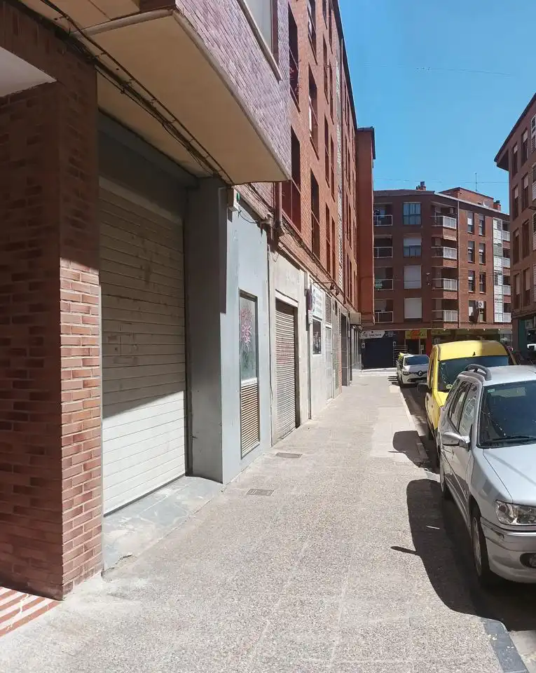 Business premises to rent in Madre Puy