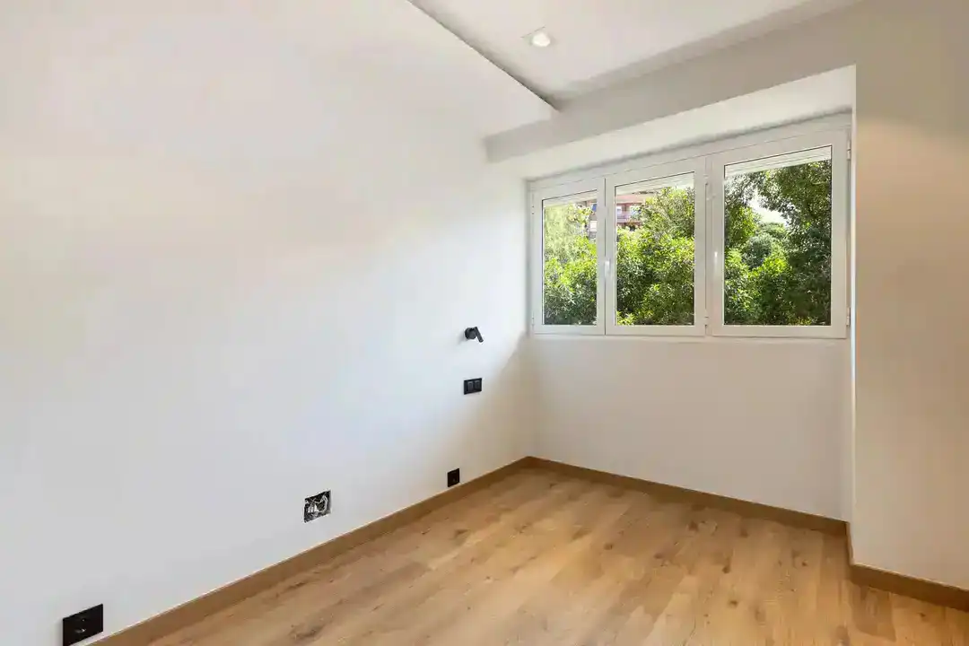 Schlafzimmer von Wohnung zum Verkauf in Barcelona mit Klimaanlage, Heizung und Parkett
