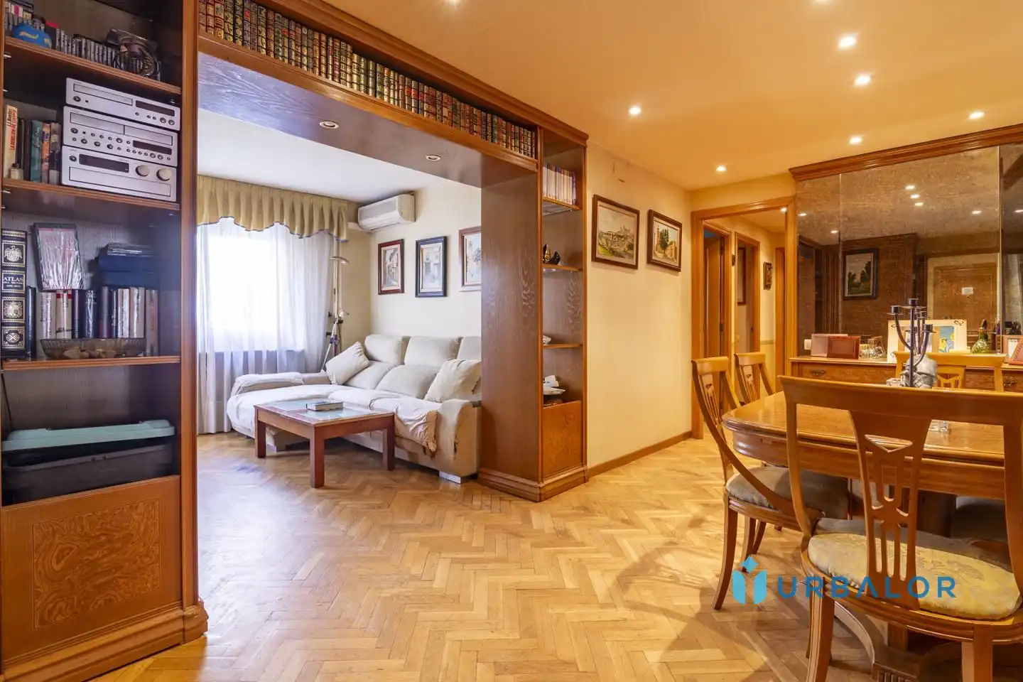 Wohnzimmer von Wohnung zum Verkauf in Alcorcón mit Klimaanlage, Heizung und Parkett