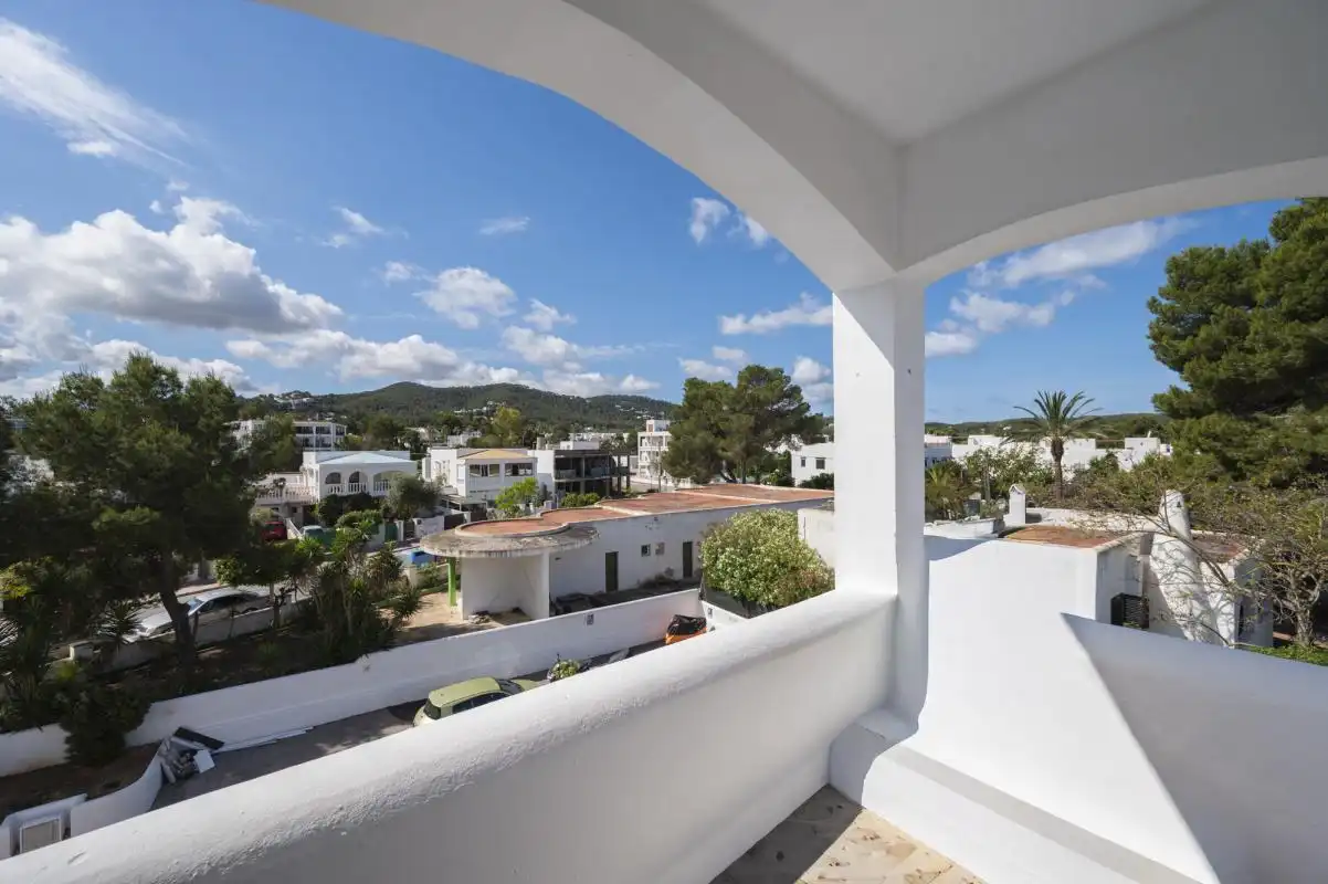 Außenansicht von Wohnung zum Verkauf in Sant Josep de sa Talaia mit Heizung, Terrasse und Balkon