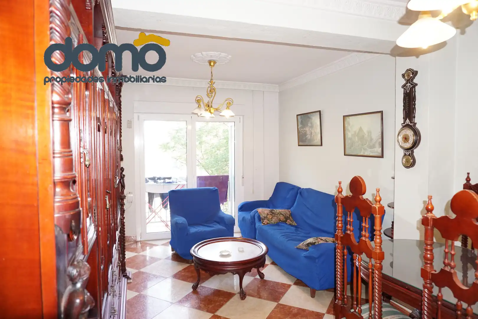 Flat with terrace to rent in Calle Halcón