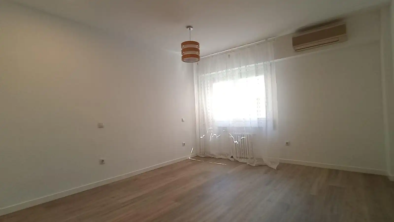 Wohnung zur Miete in Calle MODESTO LAFUENTE, Ríos Rosas - Nuevos Ministerios