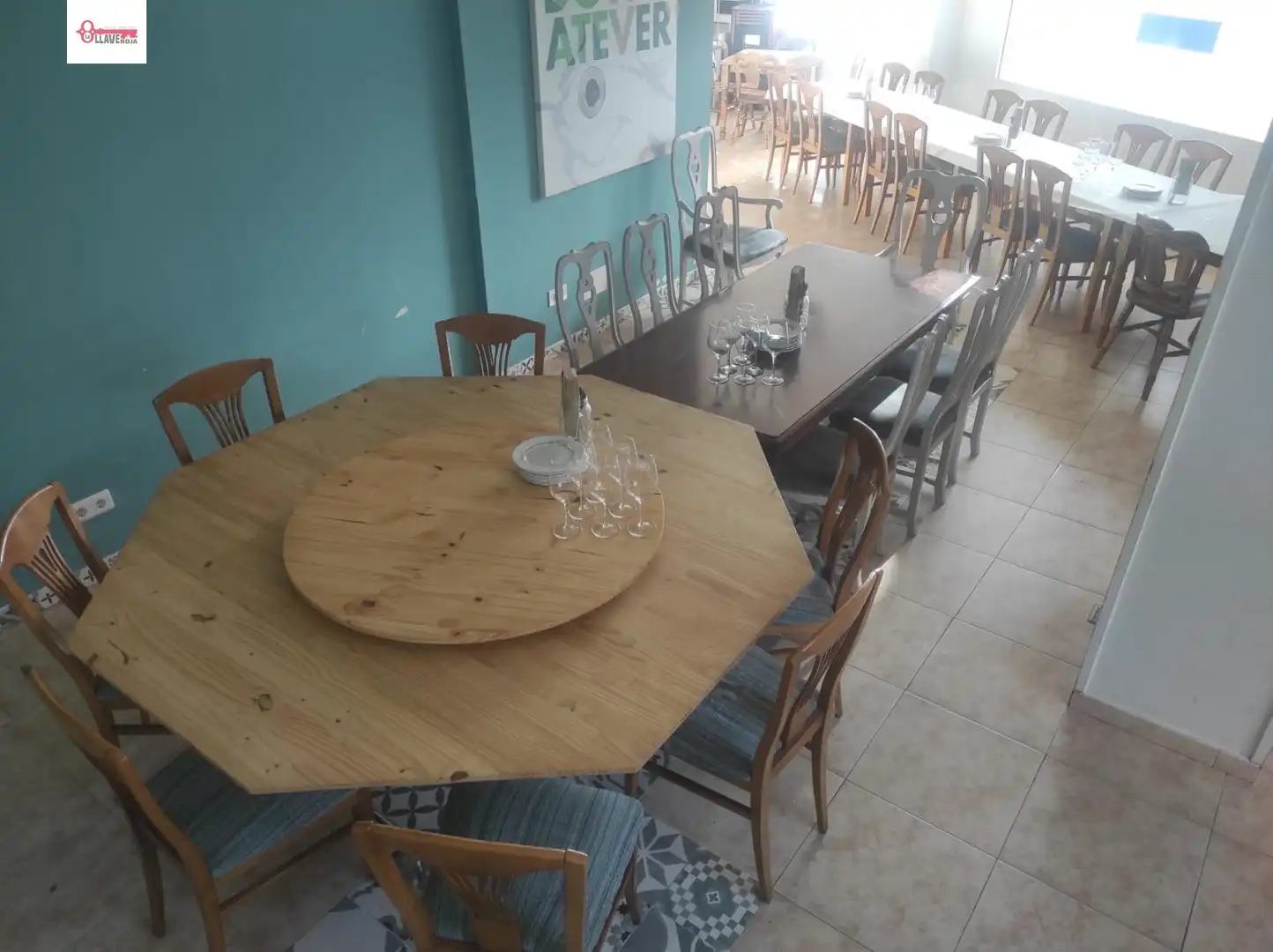 Menjador de Local en venda en Burgos amb Aire condicionat i Moblat
