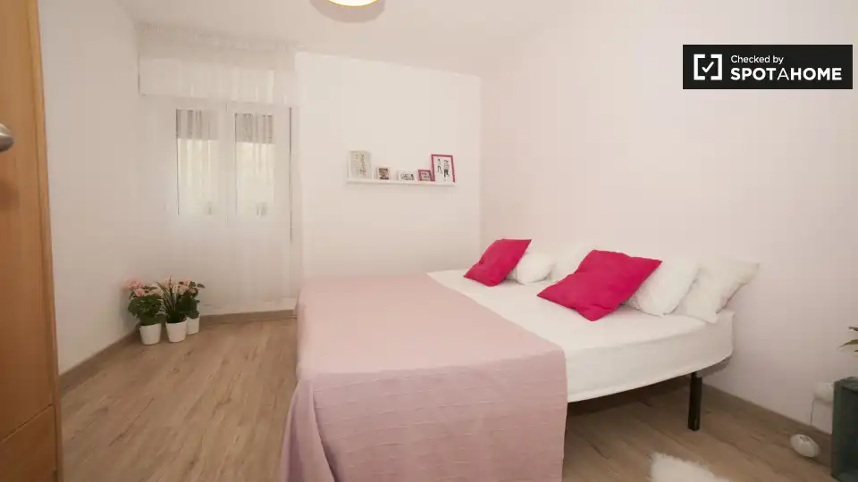 Room in Triana Casco Antiguo