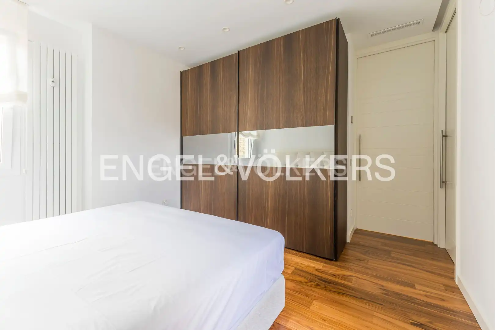 Habitación de Ático de alquiler en Madrid con Aire acondicionado, Calefacción y Terraza