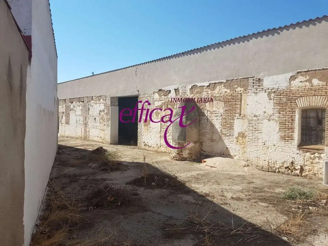 Industrial buildings for sale in El Carpio de Tajo