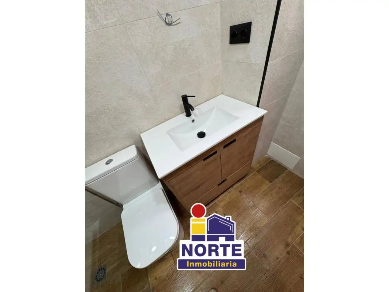 Bany de Àtic en venda en Alcoy / Alcoi amb Terrassa