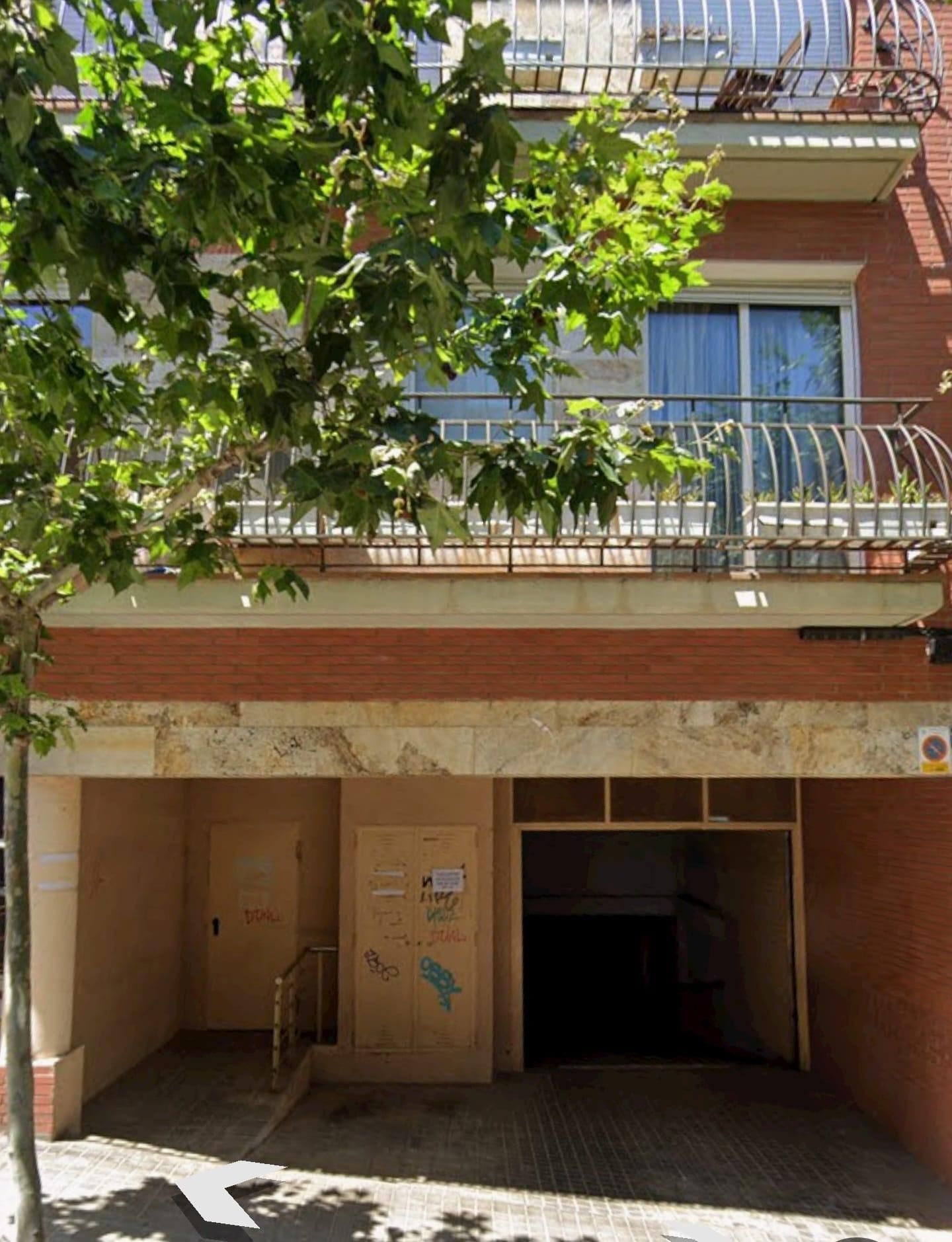 Exterior view of Garage for sale in El Masnou