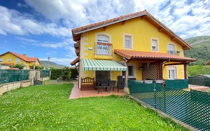 Casa o xalet en venda a Mioño - Santullán