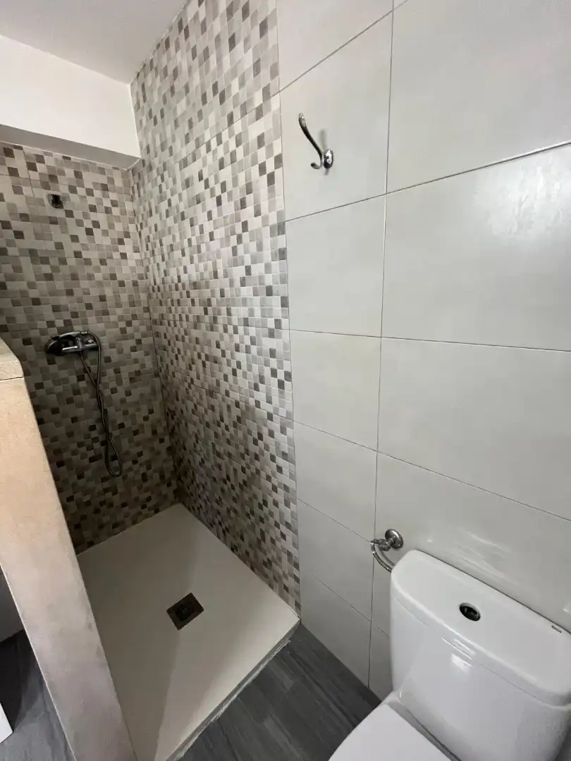 Badezimmer von Wohnung zum Verkauf in Quart de Poblet mit Klimaanlage, Heizung und Parkett