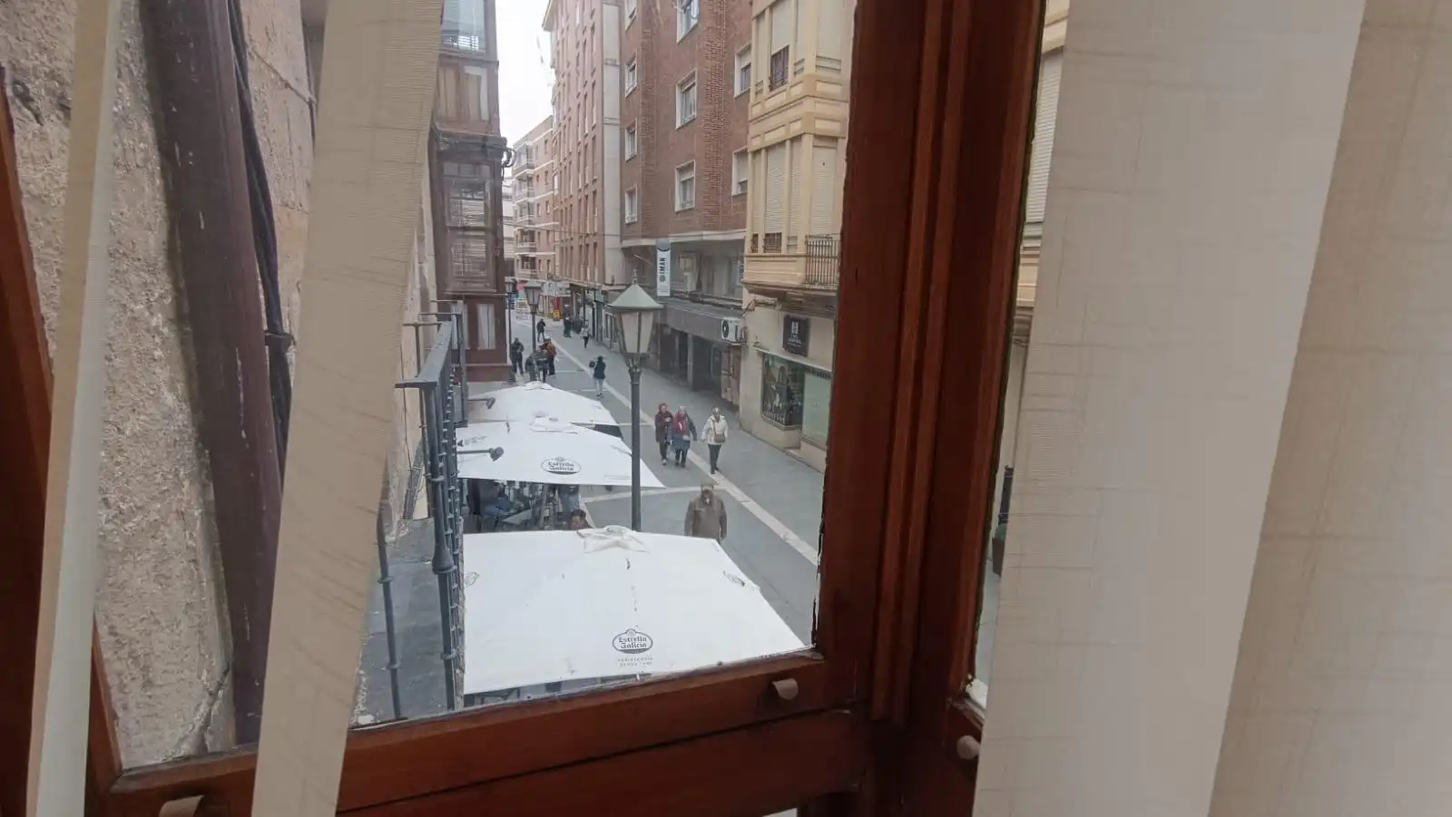 Vista exterior de Piso en venta en Zamora Capital  con Calefacción, Parquet y Trastero