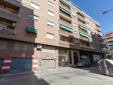 Einzelparkplatz zur Miete in Calle Pintor Zuloaga