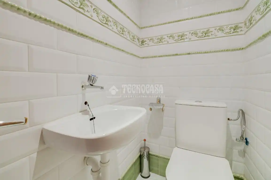 Baño de Piso en venta en Barcelona con Aire acondicionado, Calefacción y Balcón