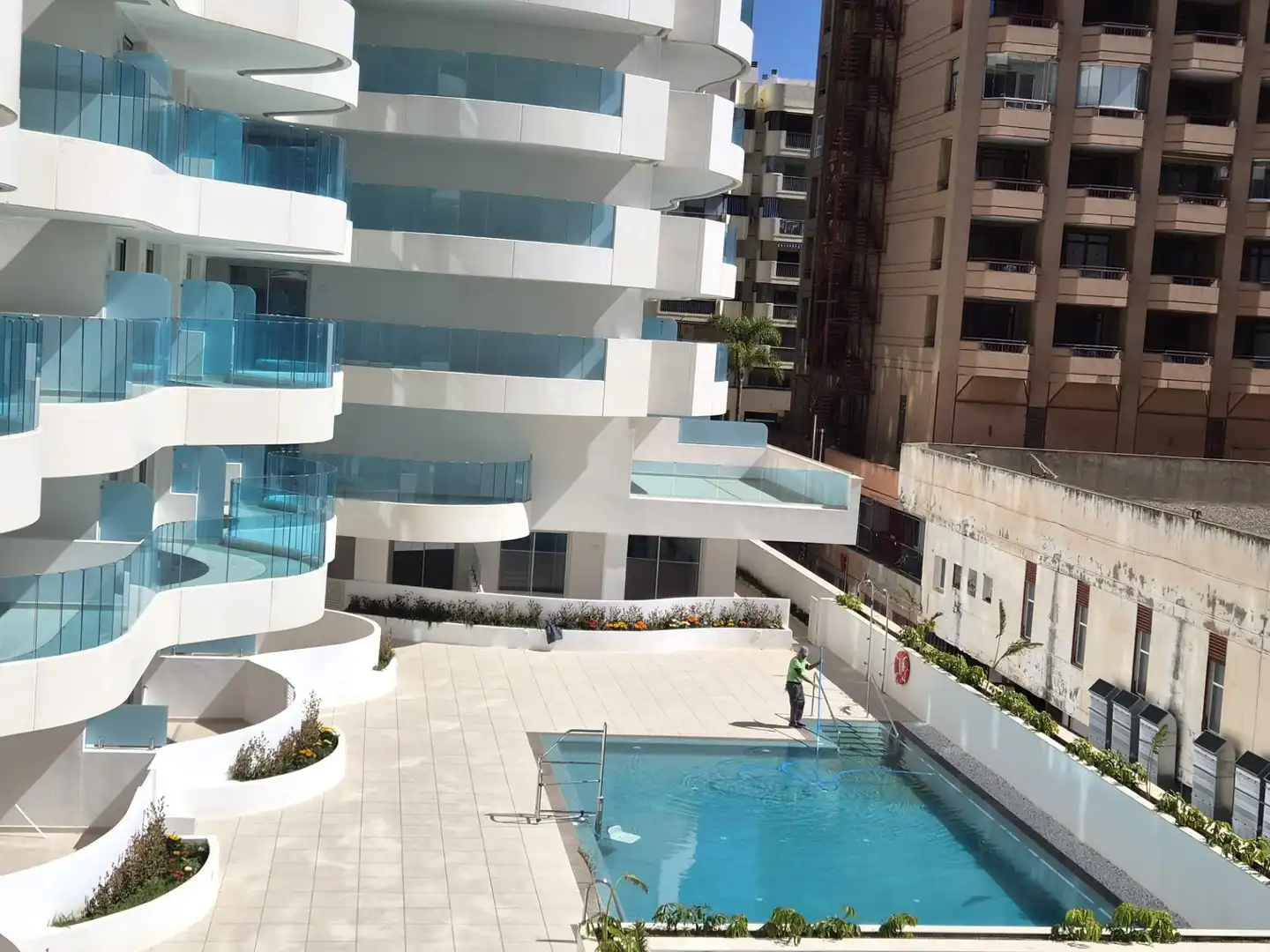 Piso de obra nueva con piscina en venta en Calle Colón 6, imagen 5