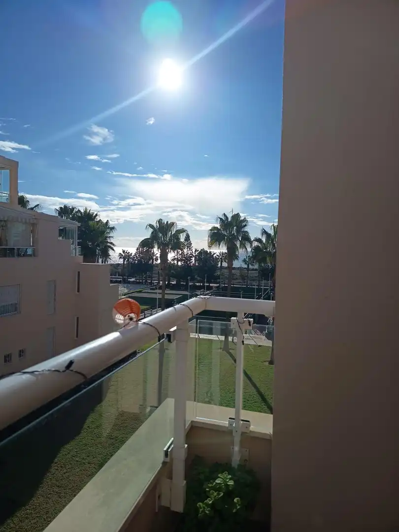 Terraza de Apartamento de alquiler en El Ejido con Aire acondicionado, Calefacción y Jardín privado