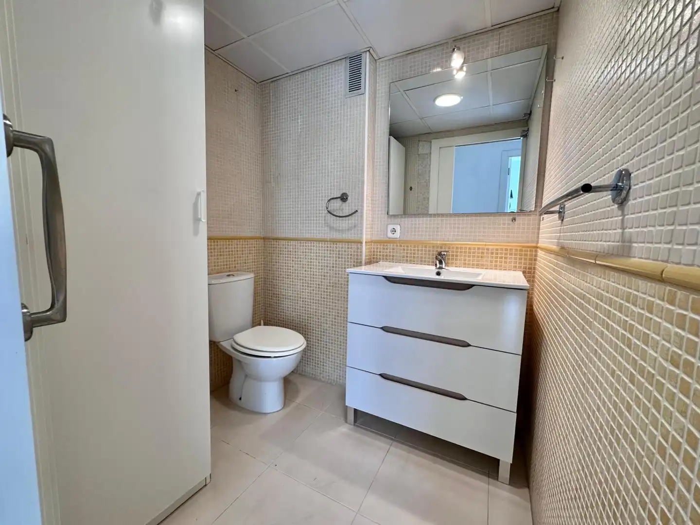 Badezimmer von Wohnung zur Miete in Cartagena ciudad