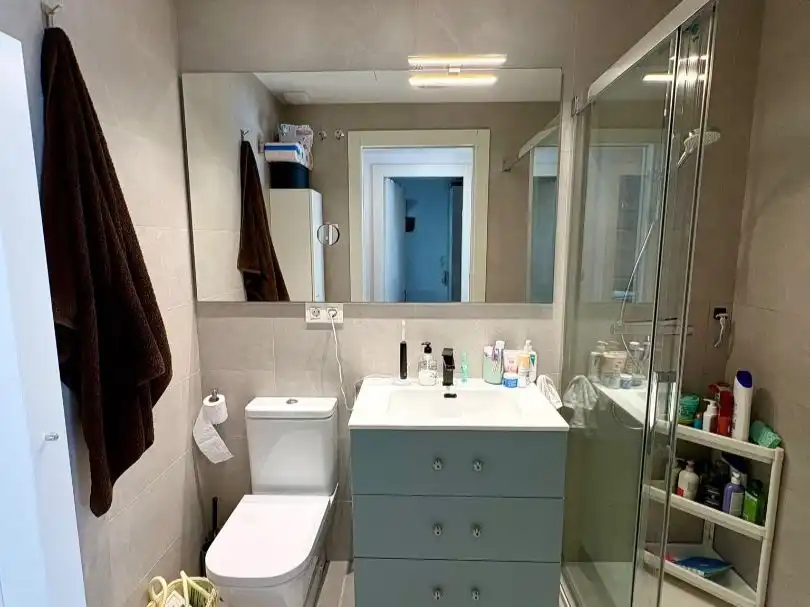 Badezimmer von Wohnung zum Verkauf in  Barcelona Capital mit Klimaanlage und Terrasse