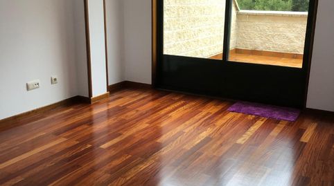 Foto 4 de Apartament en venda a Rúa Alcalde Lorenzo, 18, Bertamirans, Ames