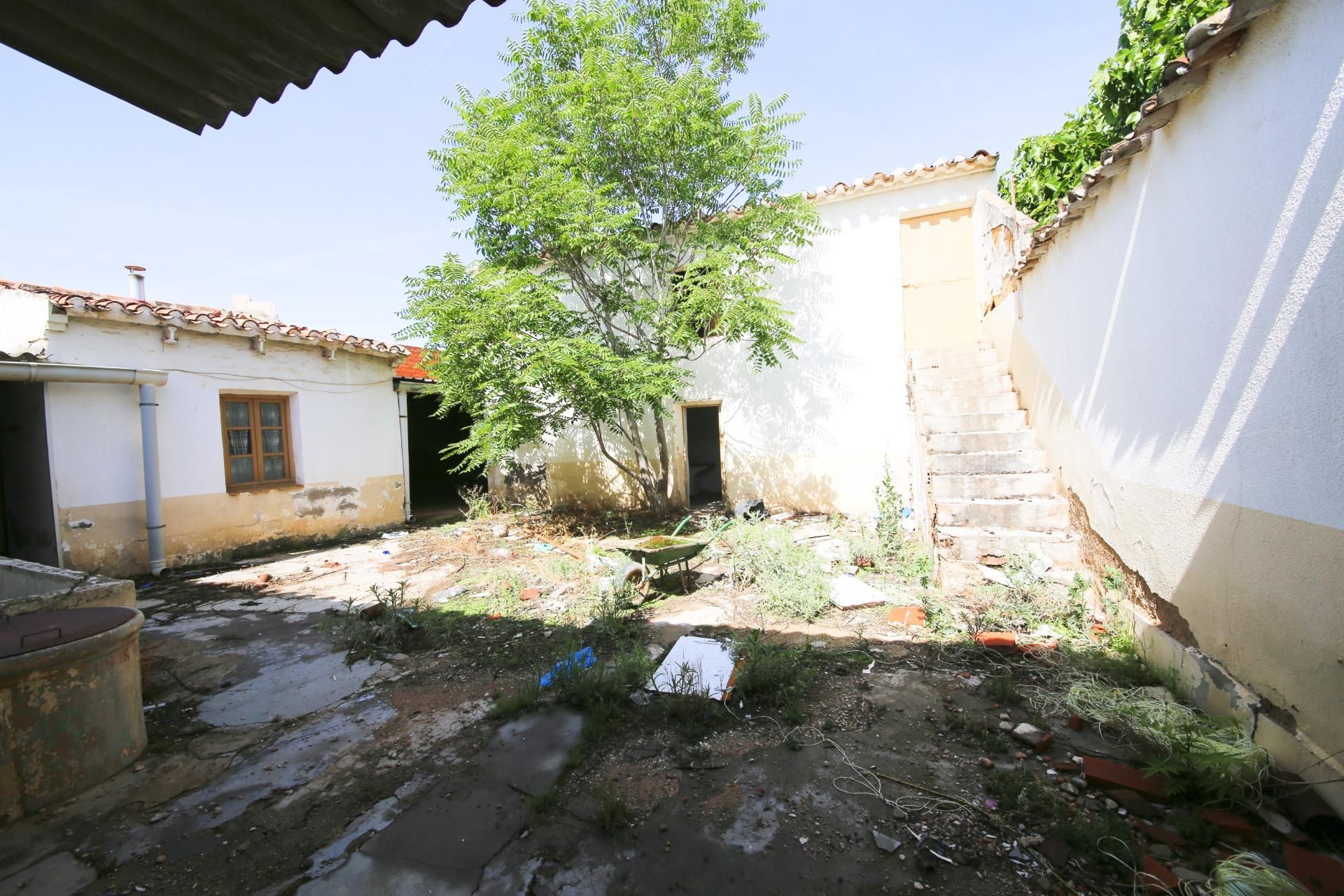 House or chalet for sale in Tomelloso  with Heating and Terrace
