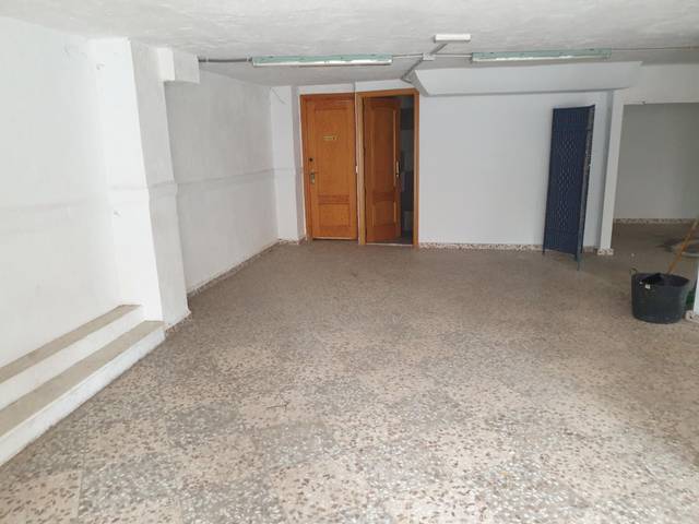 Local comercial en Alquiler en Centro