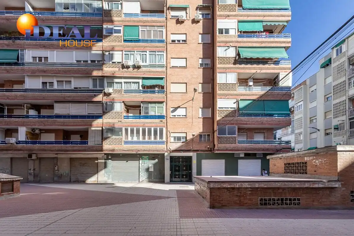 Pis amb terrassa en venda a Calle ALMUÑECAR, imagen 34