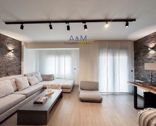 Living room of Apartment for sale in Valladolid Capital  with Air Conditioner, Heating and Terrace