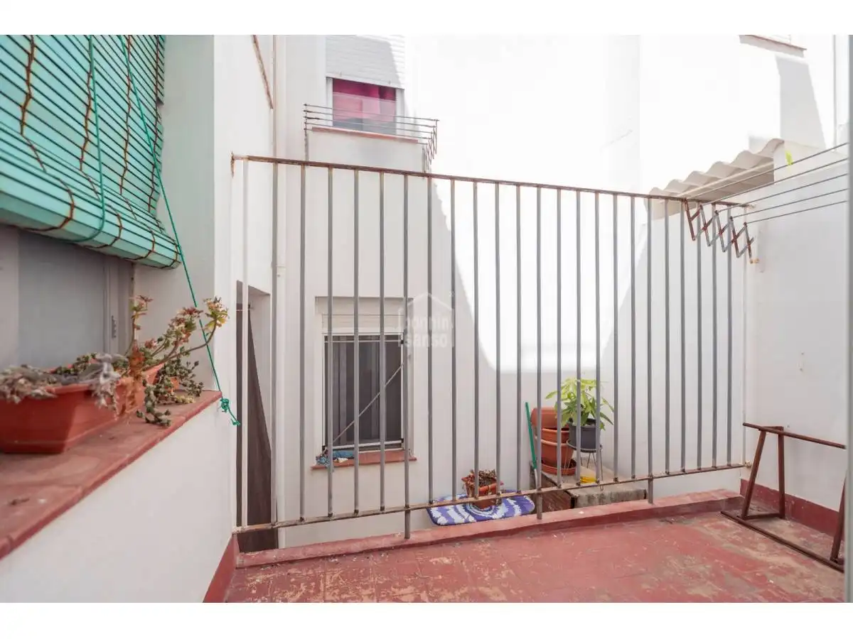 Terrassa de Apartament en venda en Es Castell amb Calefacció