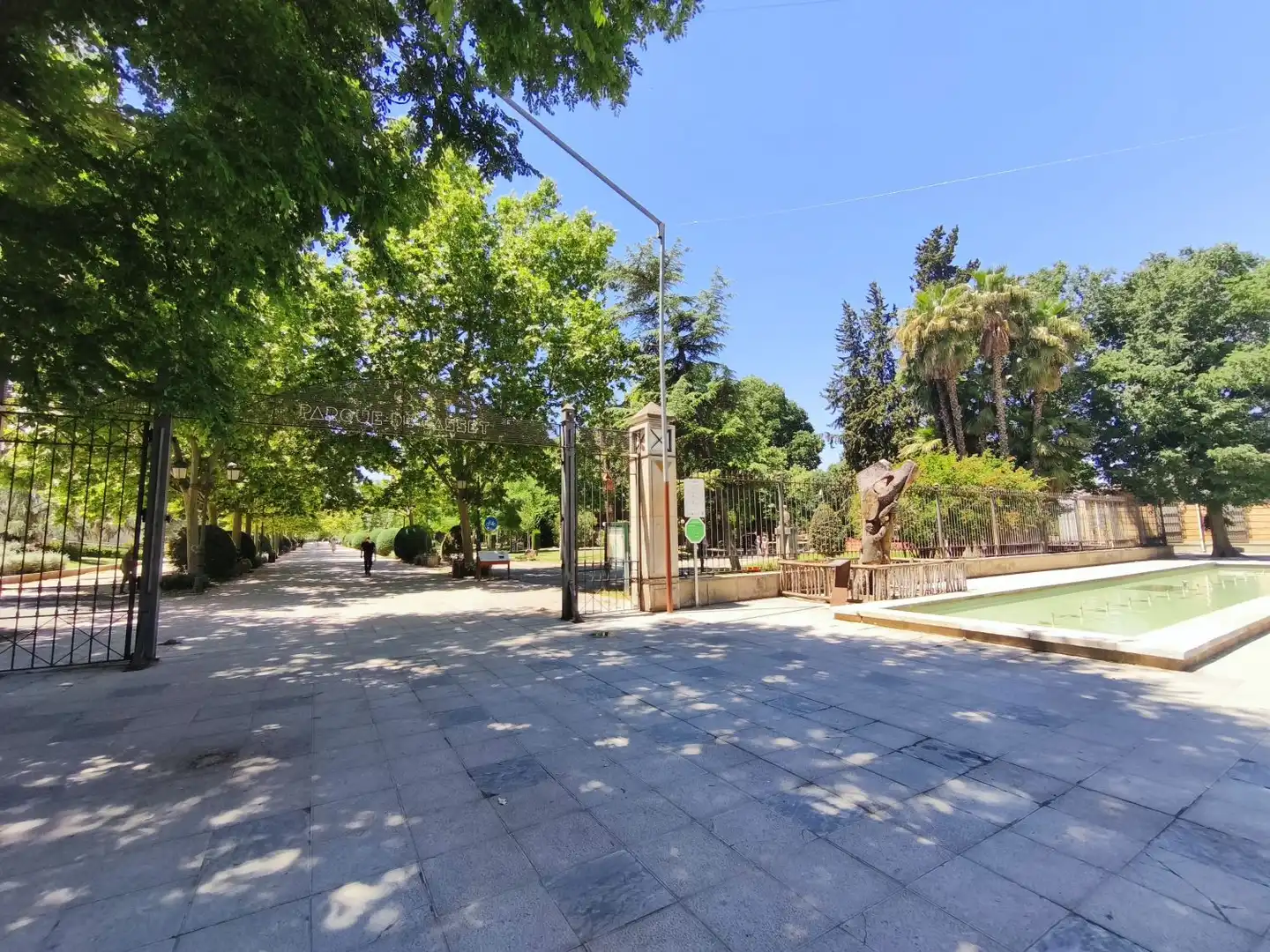 Vista exterior de Piso en venta en Ciudad Real con Calefacción y Trastero