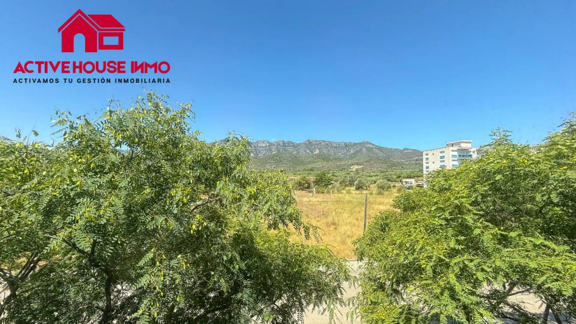 Vista exterior de Dúplex en venda en La Ràpita amb Aire condicionat, Terrassa i Traster