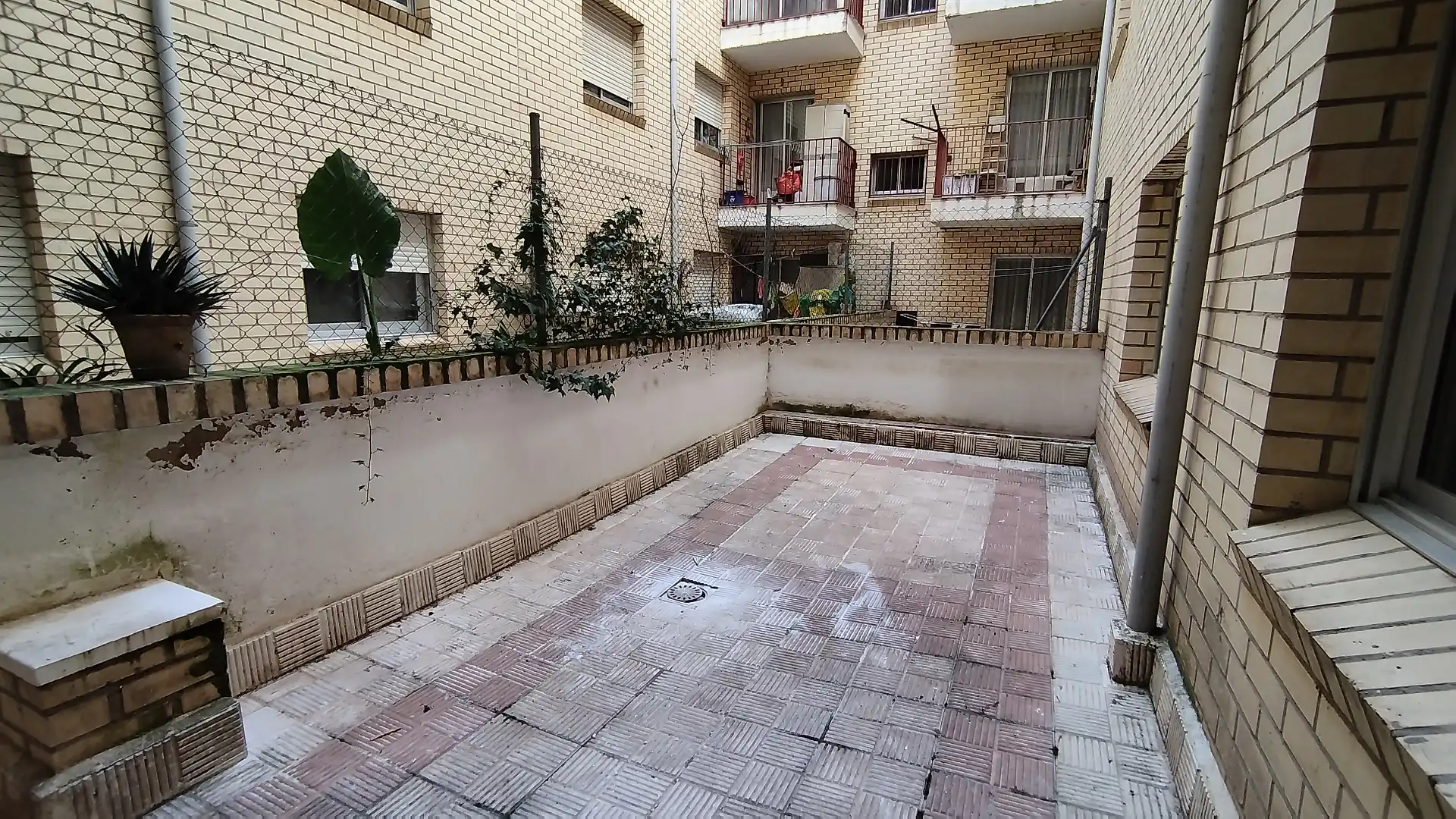 Exterior view of Flat for sale in Huesca  with Terrace and Balcony