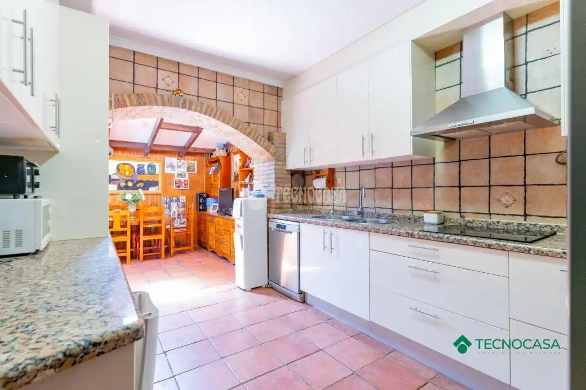 Kitchen of Houses for sale in Roquetas de Mar  with Swimming Pool
