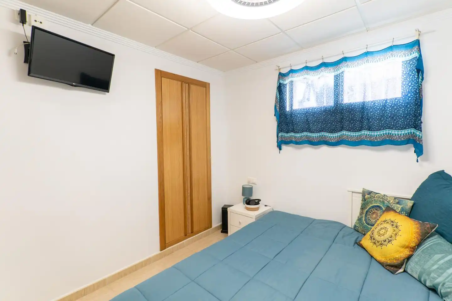 Schlafzimmer von Haus oder Chalet zum Verkauf in Santa Pola mit Klimaanlage, Privatgarten und Terrasse