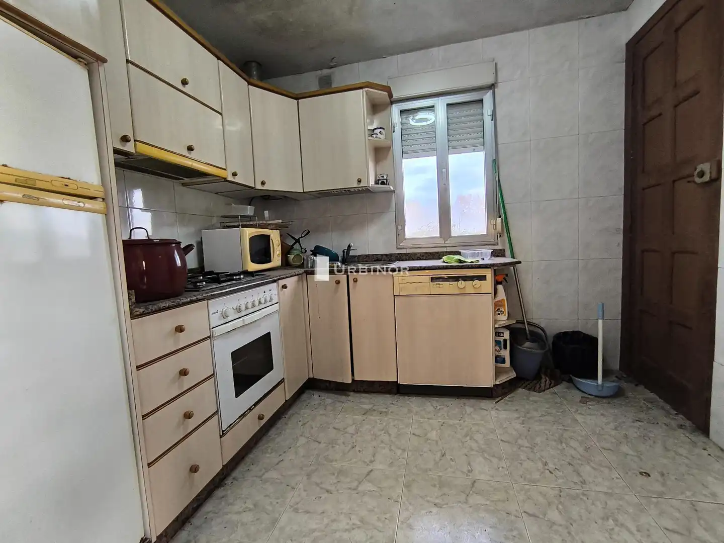House with garden for sale in Cenlle, imagen 6