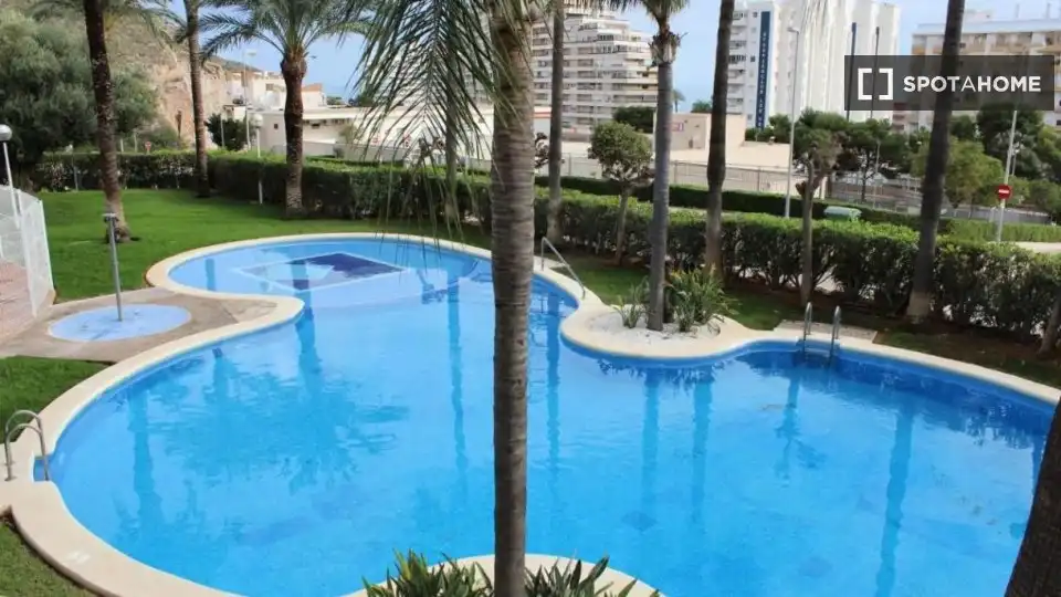 Piscina de Piso de alquiler en Cullera con Aire acondicionado, Calefacción y Amueblado