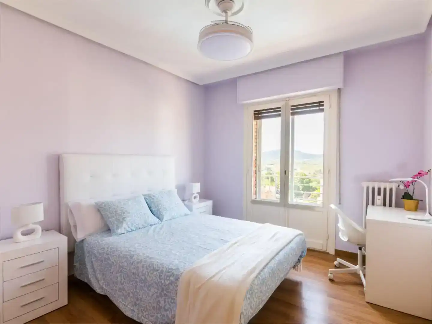 Schlafzimmer von Wohnung zur Miete in Haro mit Balkon