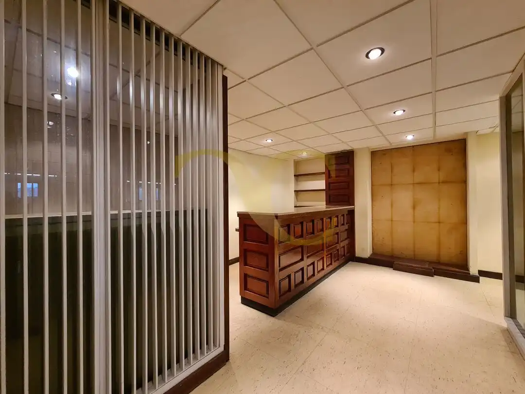 Commercial properties for rent in Gijón   with Air Conditioner