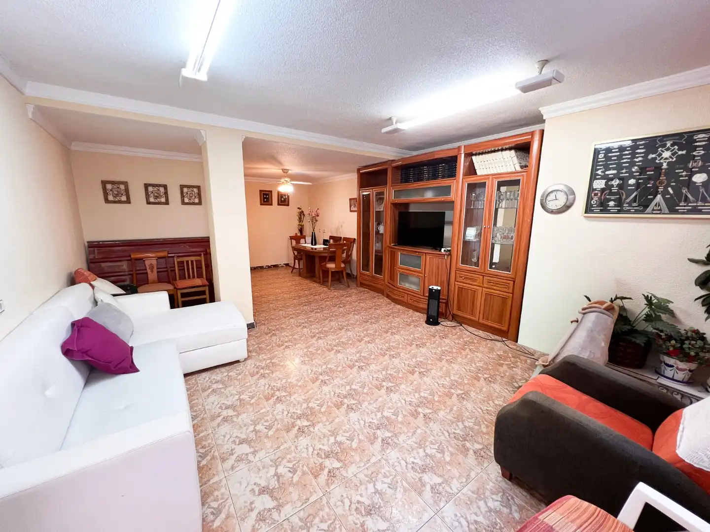 Ground floor for sale in Guardamar Playa
