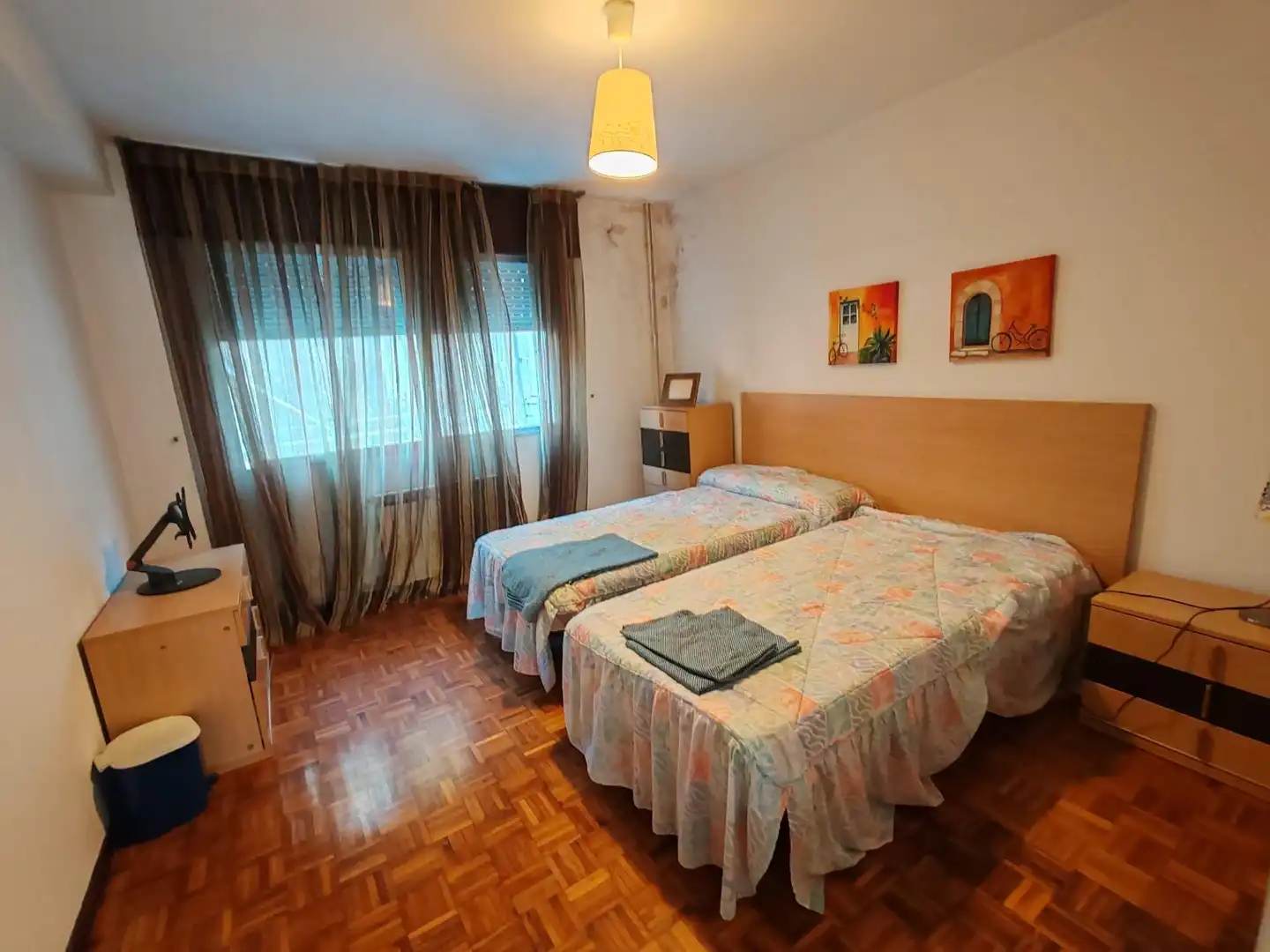 Habitación de Edificio en venta en Boiro