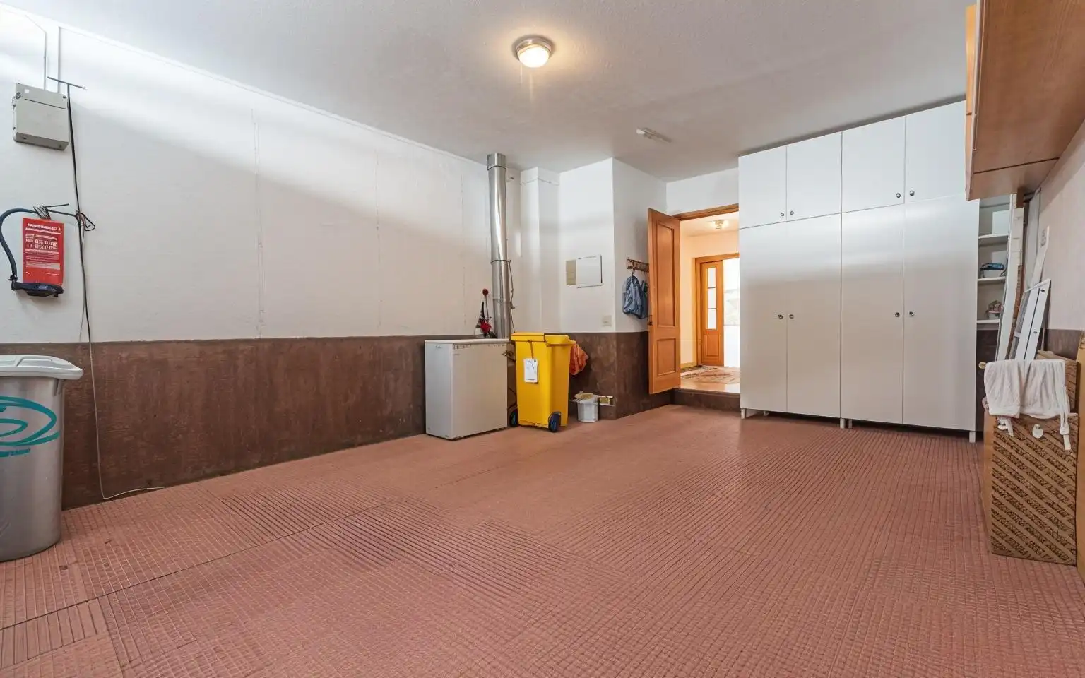 Casa aparellada amb piscina en venda a Avenida Europa, imagen 66
