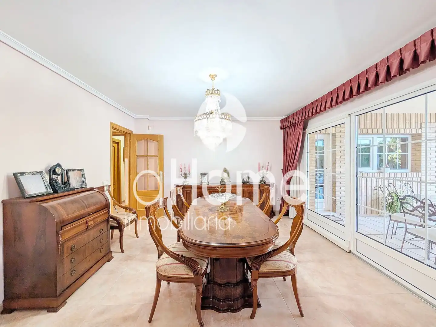 Comedor de Casa o chalet en venta en L'Eliana con Aire acondicionado, Calefacción y Jardín privado