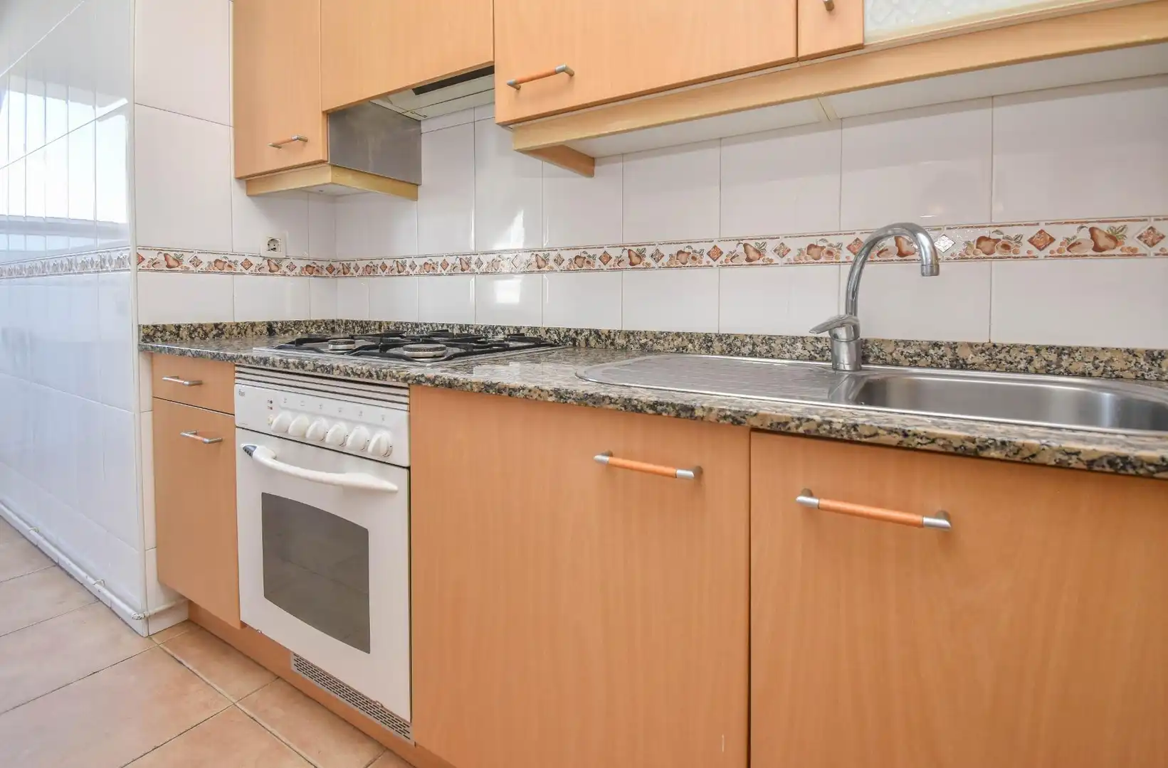 Kitchen of Flat for rent in Culleredo  with Heating, Storage room and Balcony