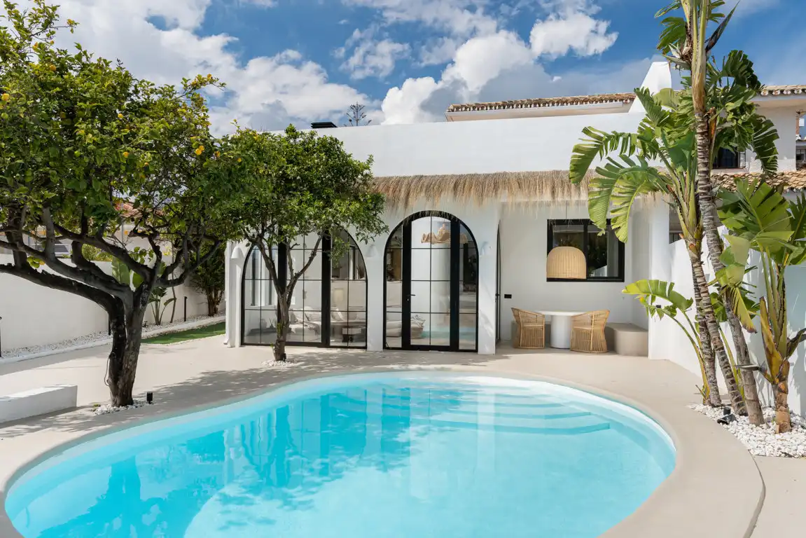 Swimming pool of Detached homes for sale in Torremolinos  with Air Conditioner, Terrace and Swimming Pool