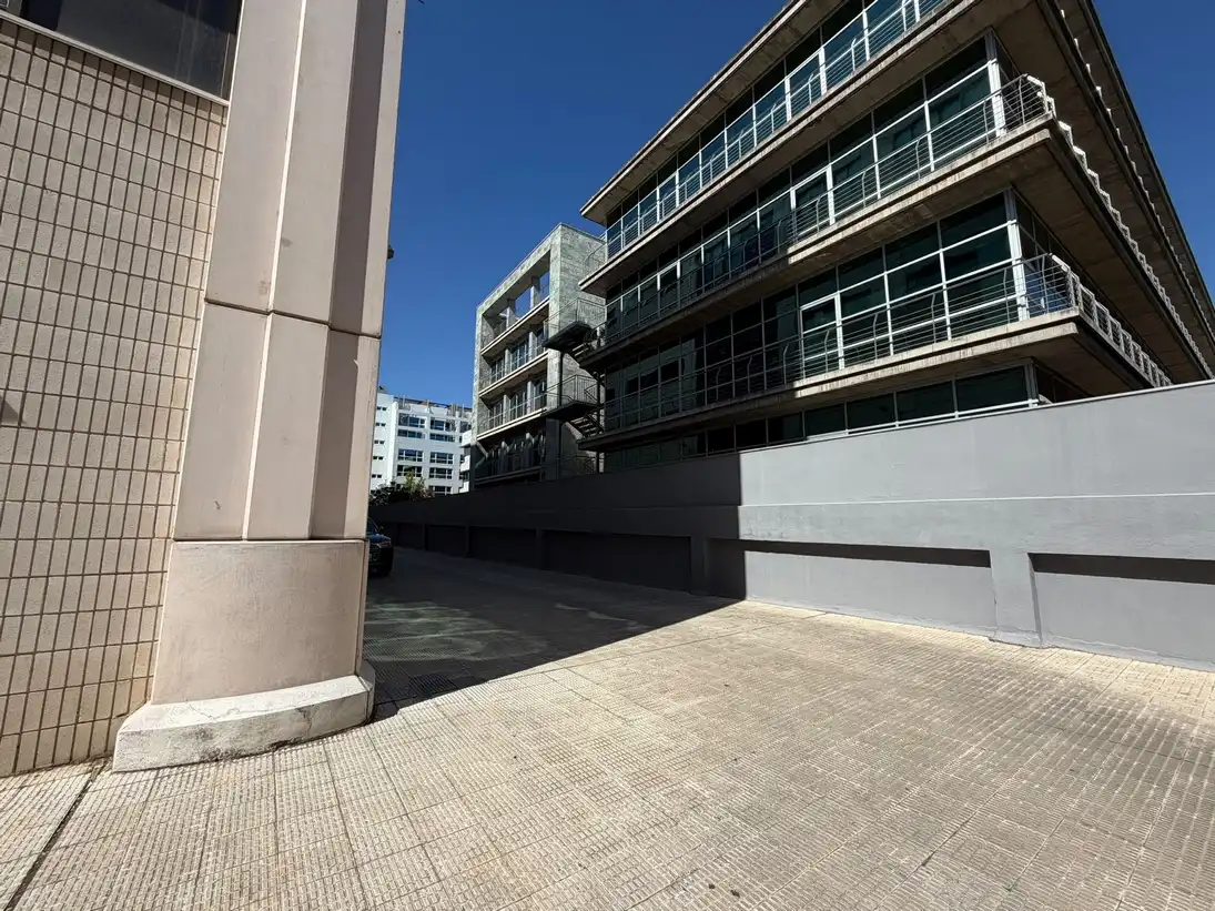 Individual with lift for sale in Calle de Santa Leonor, imagen 12
