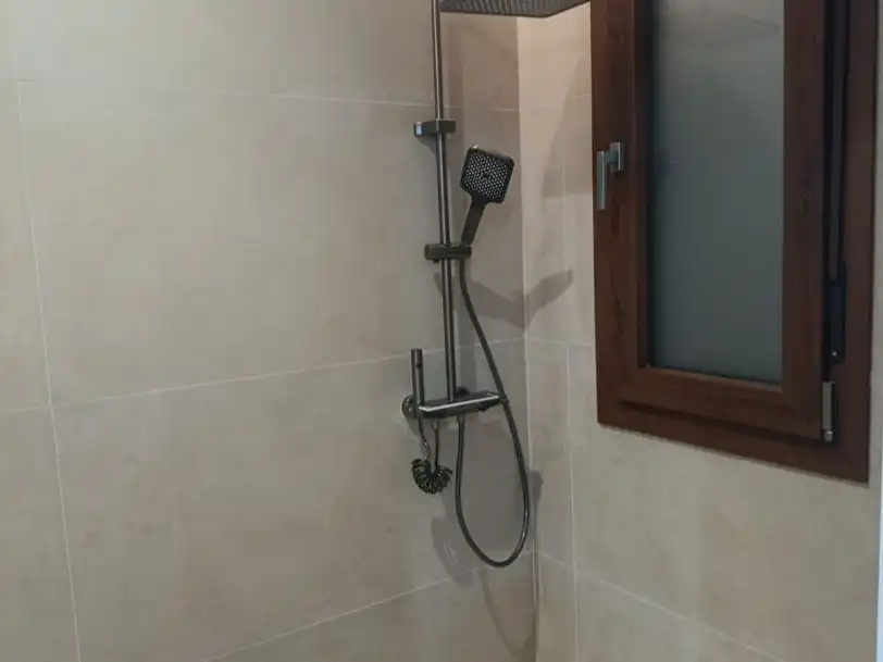 Bathroom of Flat for rent in Belicena