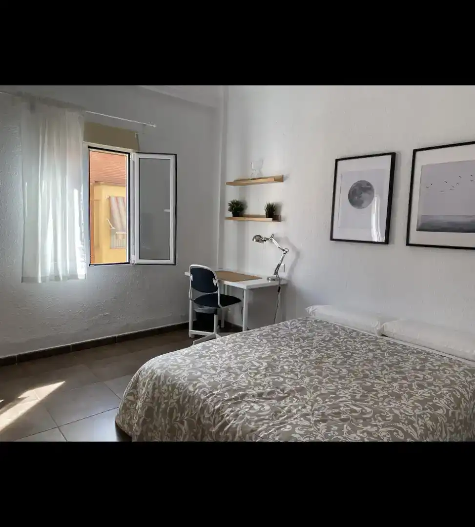 Schlafzimmer von Wohnung zum Verkauf in  Valencia Capital mit Klimaanlage und Balkon