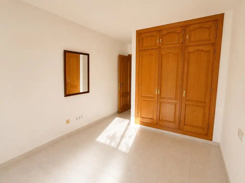 Habitación de Piso en venta en Estepona con Terraza